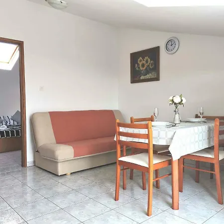 Ana * ميدولين