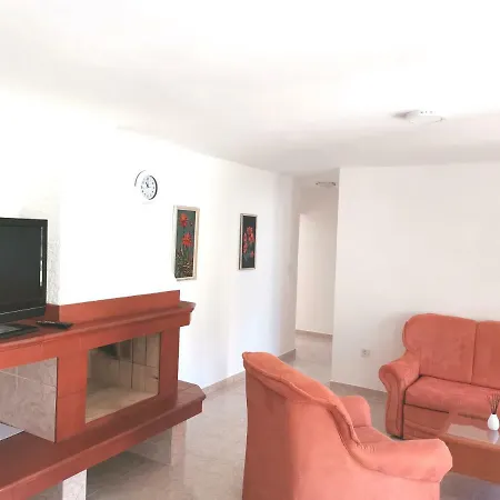 Ana * ميدولين