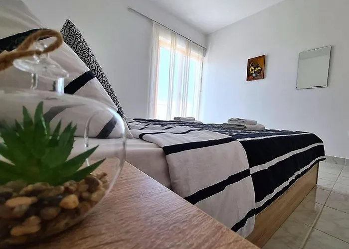 Ana Apartamento