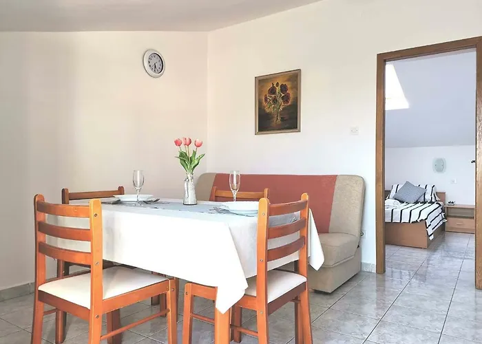 Ana Apartamento
