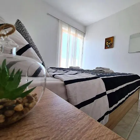 Ana Apartmán